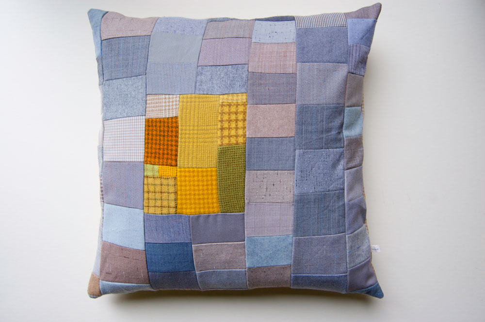 pillow-gray-with-mustard-front