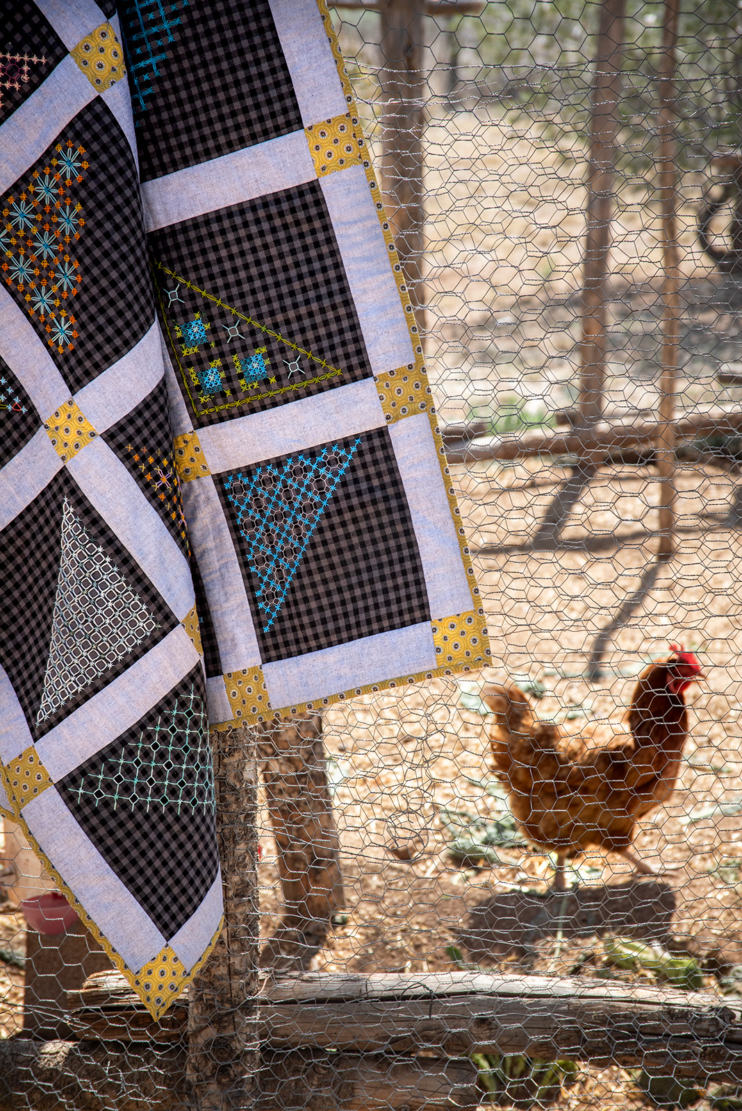 Gridline Block of the Month Chicken Scratch with chicken