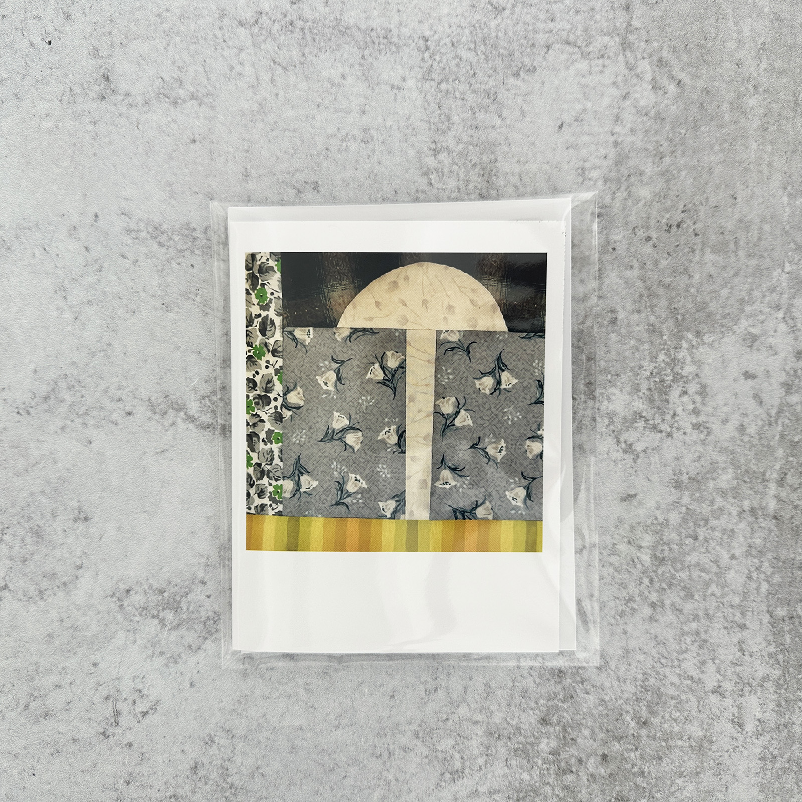 Foralee Mushroom Notecard Pale Mushroom Packaged