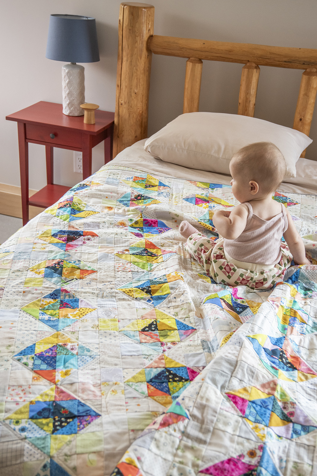 Arda quilt on bed
